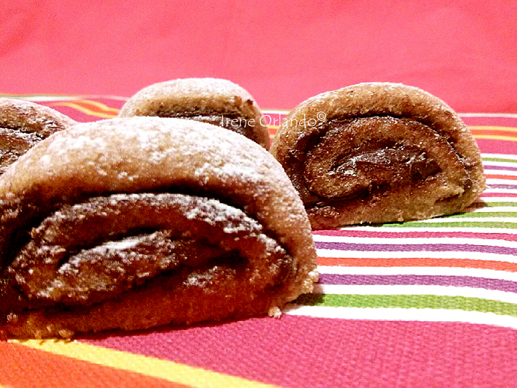 Girelle con crema al cacao fondente