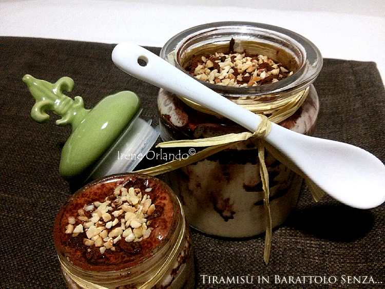 Tiramisù in Barattolo senza uova e senza latte con biscotti Vegan