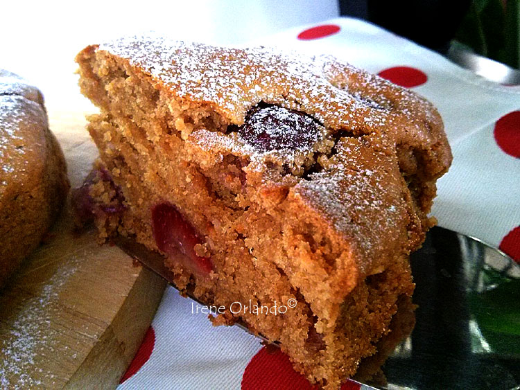 Ricetta della Torta alle Ciliegie di Sicilia con Farina di Farro