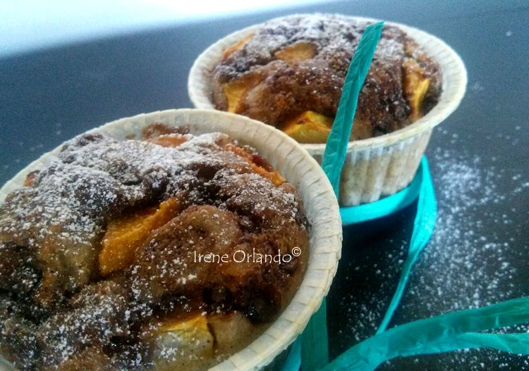 Ricetta dei Muffin Vegan pesche cioccolato fondente evidenza