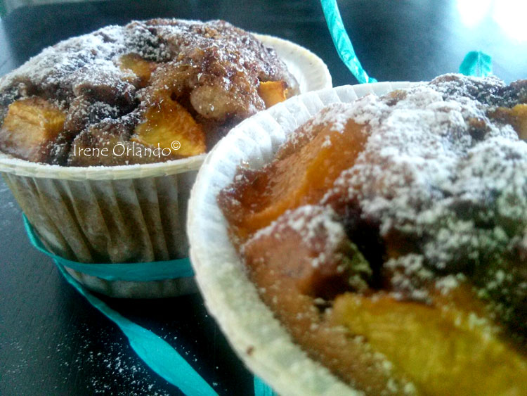 Ricetta dei Muffin Vegan pesche cioccolato fondente evidenza