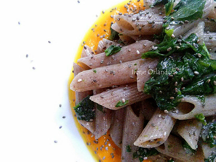 Ricetta Pasta Grano Saraceno con Spinaci e Vellutata di Zucca - Piatto Primo Piano